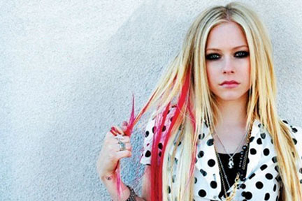 The Complicated Merits Of The New Avril Lavigne Mcnutt Against